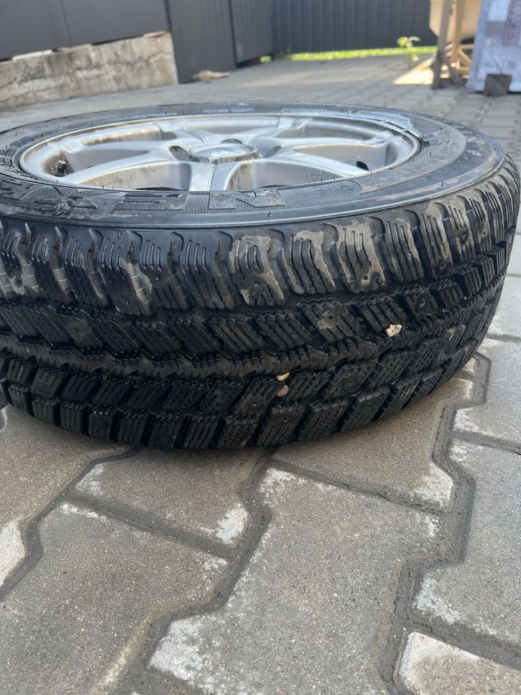 Два колеса r16 215/60  зимова резина