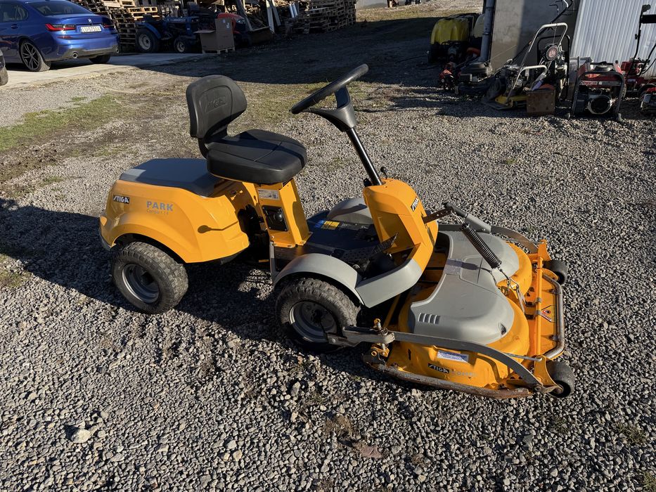 Traktorek Kosiarka, Rider Stiga Park Compact 14, villa, castel Honda