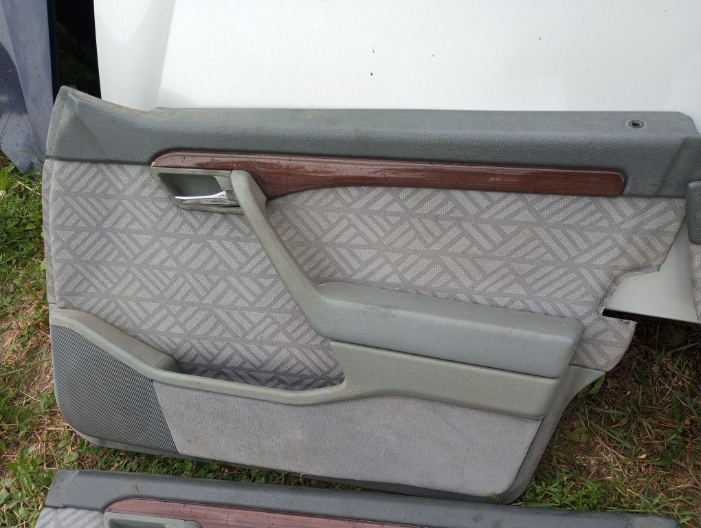 Дверні карти обшивки Mercedes w202 c180