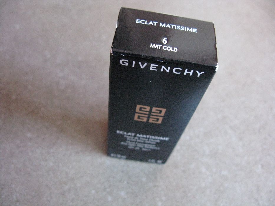 GIVENCHY Fond de Teint Eclat Matissime 6 Mat Gold