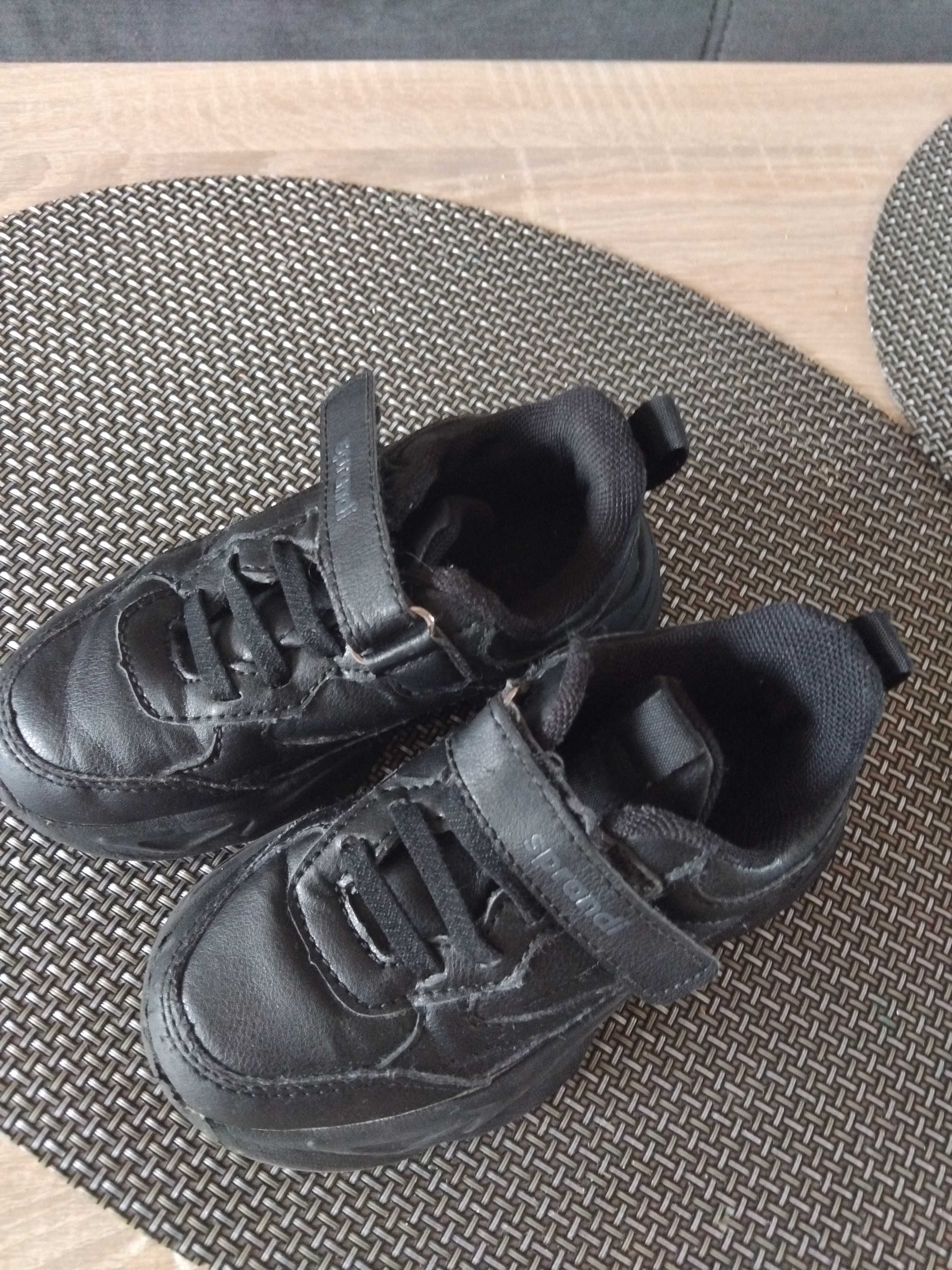 Adidasy chlopiee sprandi plus klapki gratis r.26