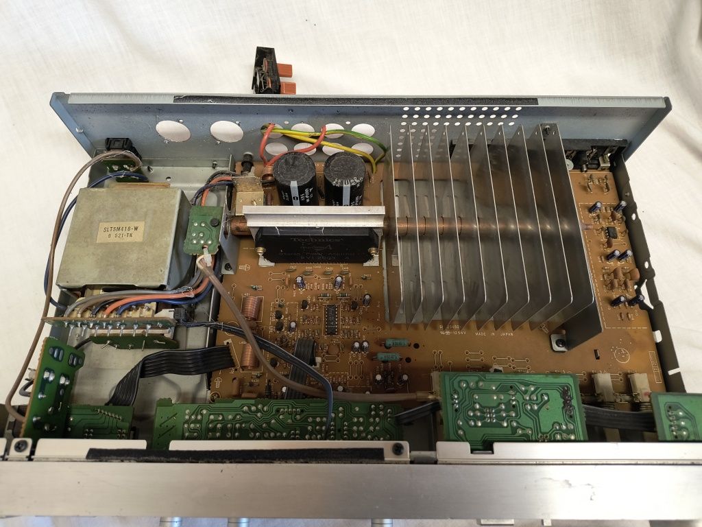 Technics SU-V1X wzmacniacz
