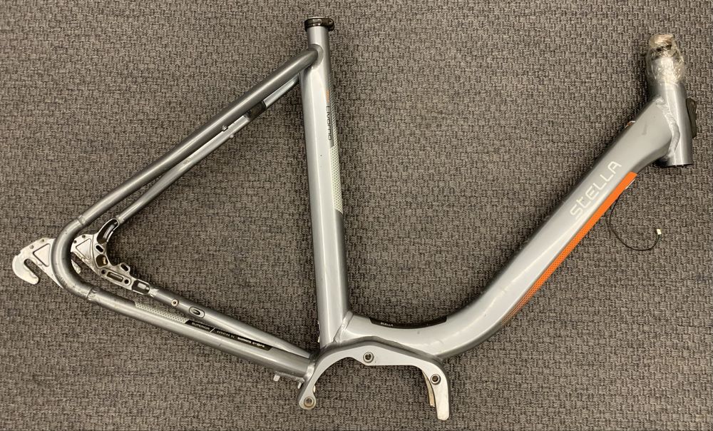 Rama Stella Livorno, pod kola 28 cali, pod silnik Shimano Steps E5000