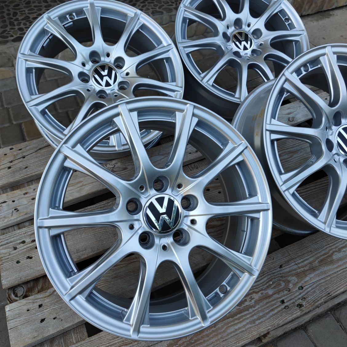 5x112 VW Jetta •Passat B6 B7•B8•Golf Audi A4 W205 W204 W 212 Диски