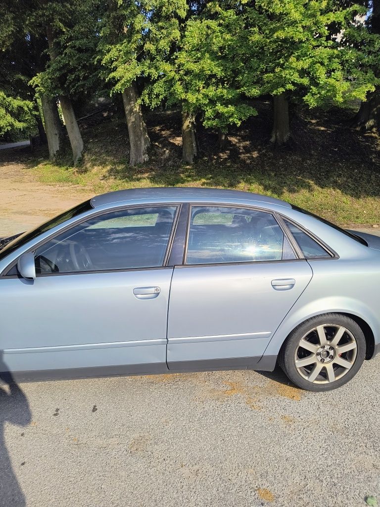 Samochód Audi a4 b6