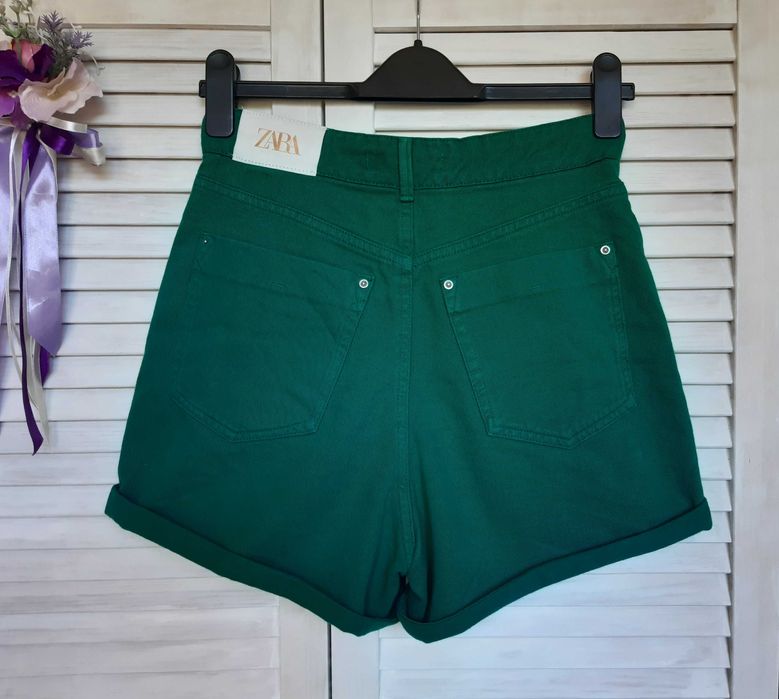 Зелёные джинсовые шорты на высокой посадке, завышенные zara