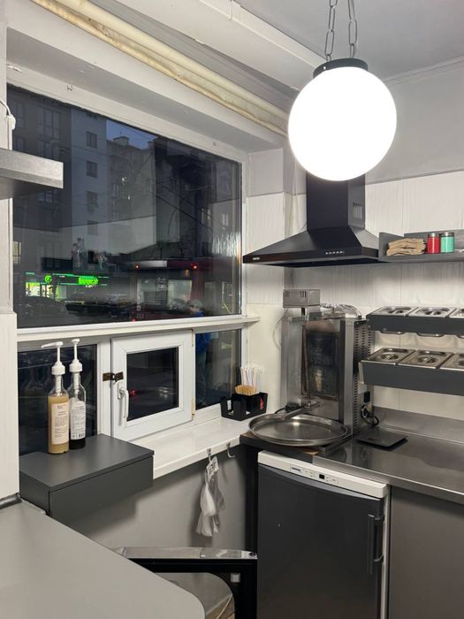 Продається готовий бізнес в гарній локації.Власник