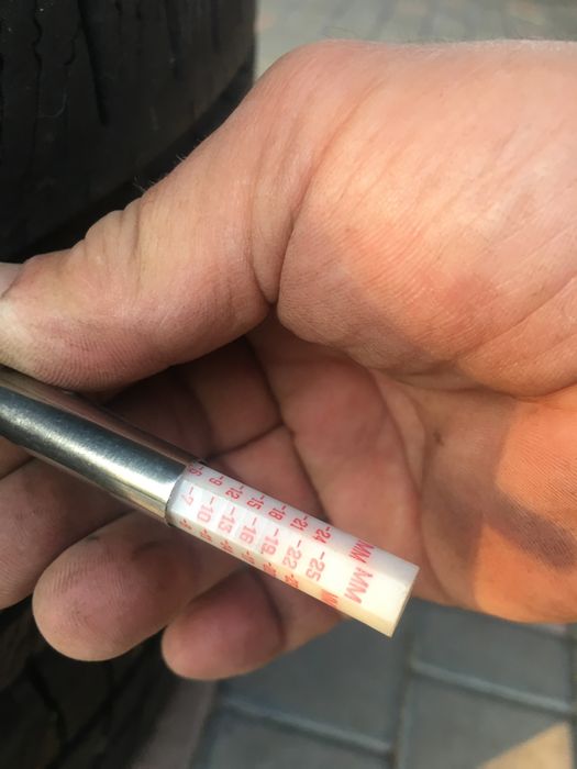 Продам Good Year cargo vector 215/60 R17 C