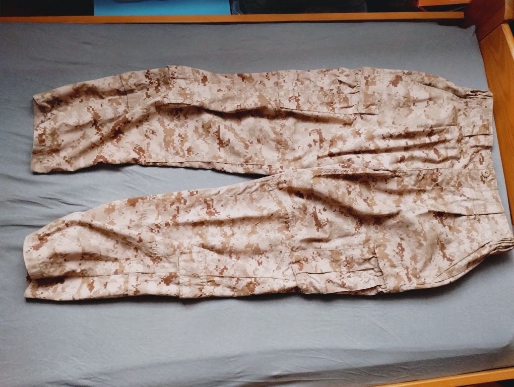 Spodnie MCCUU marpat Medium Regular kontrakt