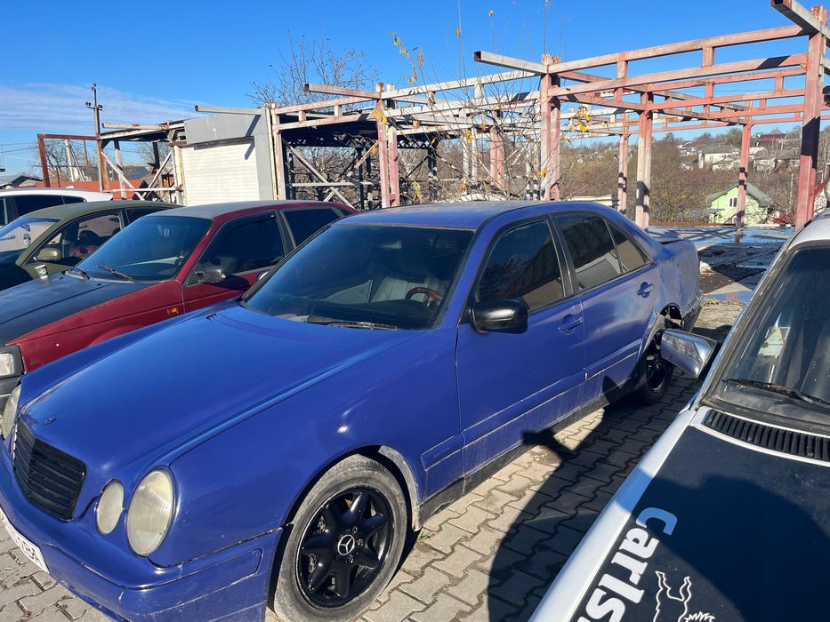 Mercedes W210 2.2 дизель. Обміняю.