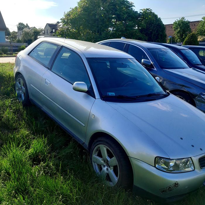 AUDI A3 DIEZLA 1900cm, 110km. 2000r.
