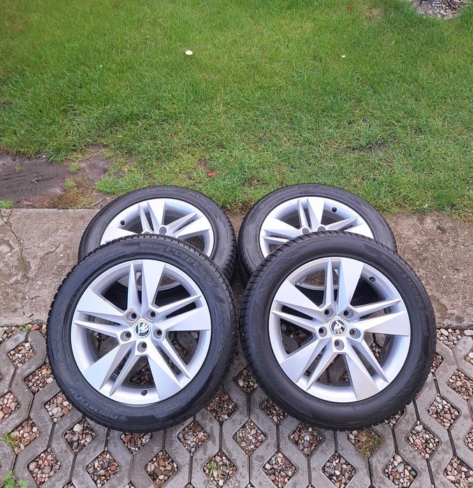 Oryginalne Koła Zimowe Skoda Superb III 3V Alufelgi 215/55/R17