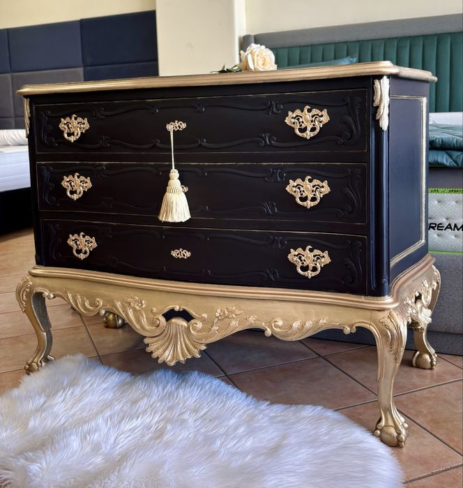 Cómoda Luxurious Black