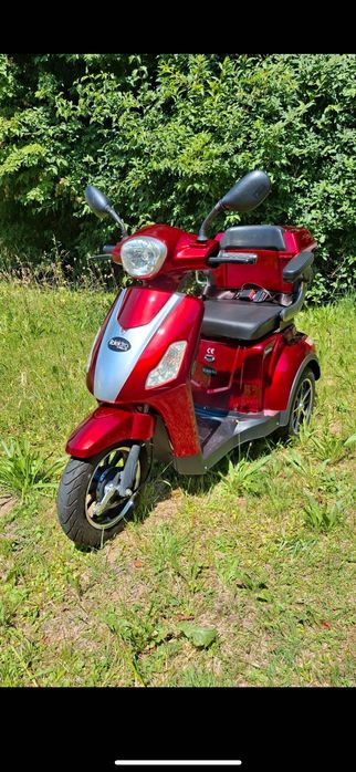 Skuter elektryczny pojazd dla seniora wózek trójkołowy