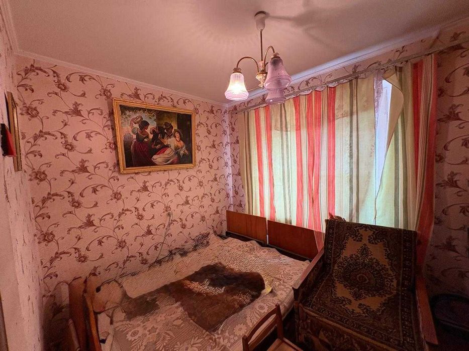 Продається 3-кімнатна квартира з автономним опаленням у селищі Нове!