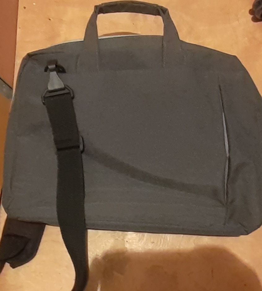 Torba na laptopa   stan B.dobty 25zł