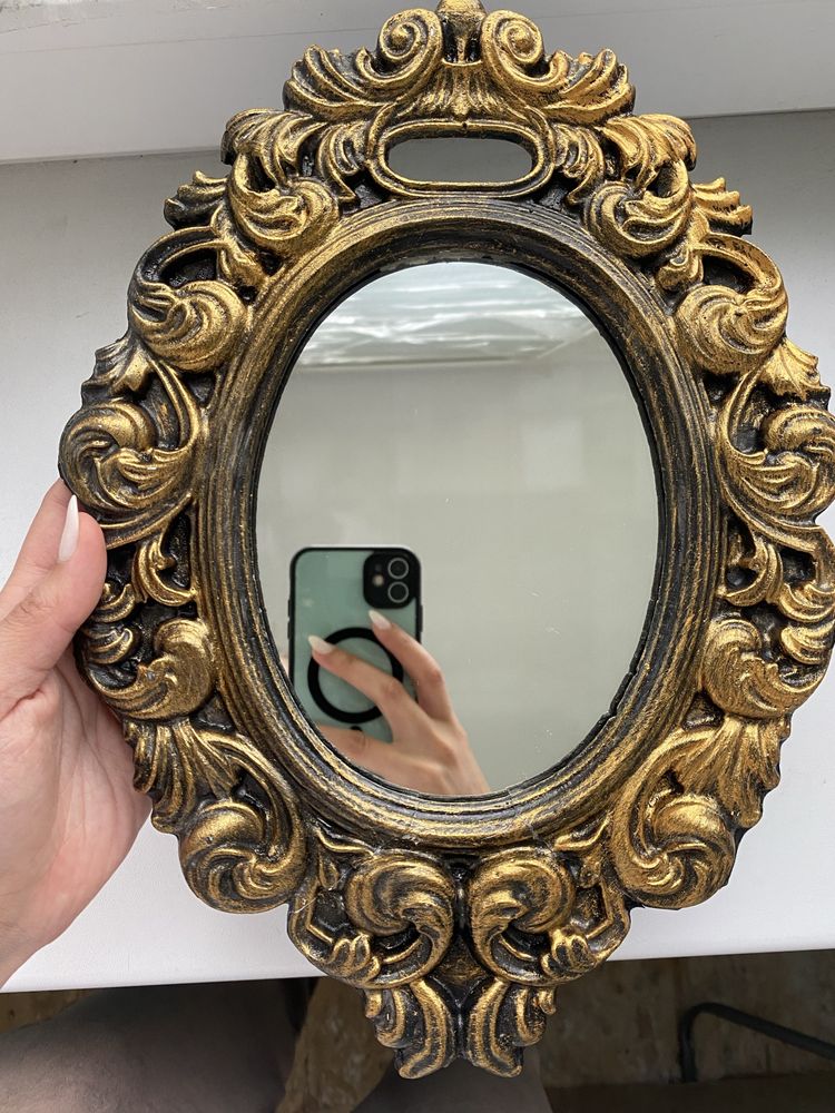 Дзеркало у вінтажному стилі барокко золотистого золотого кольору гіпс