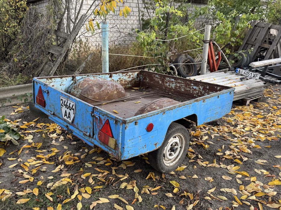 Причеп на документах, з запаскою, рама в ідеалі, електрика працює
