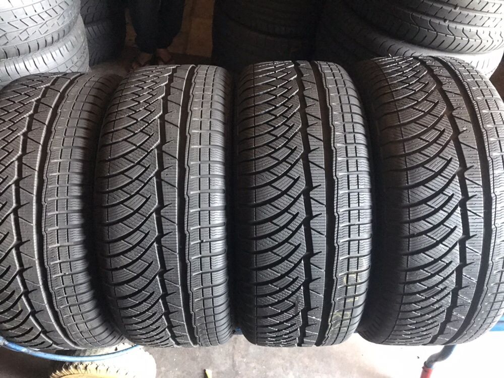 245/45/18 R18 Michelin Pilot Alpin PA4 RSC 4шт зима