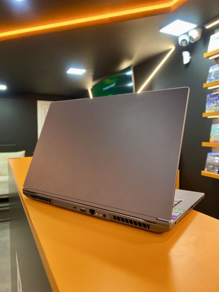 Ігровий ноутбук Intel Whitebook QC7 15.6" 144Hz i7 9750H RTX 2070