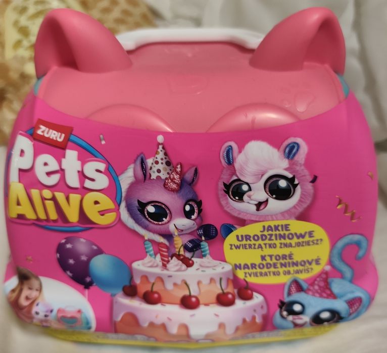 Pets Alice shop surprise