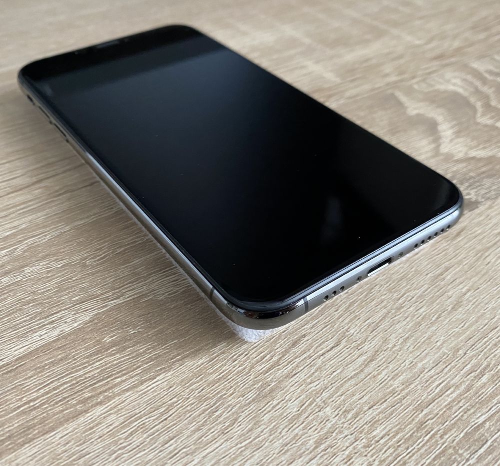 iPhone XS 64gb Space Gray + подарунок