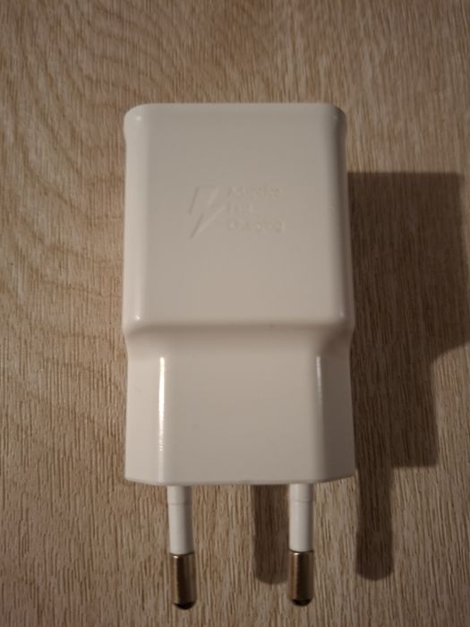 Зарядний пристрій Samsung