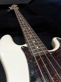 Fender precison bass deluxe Series