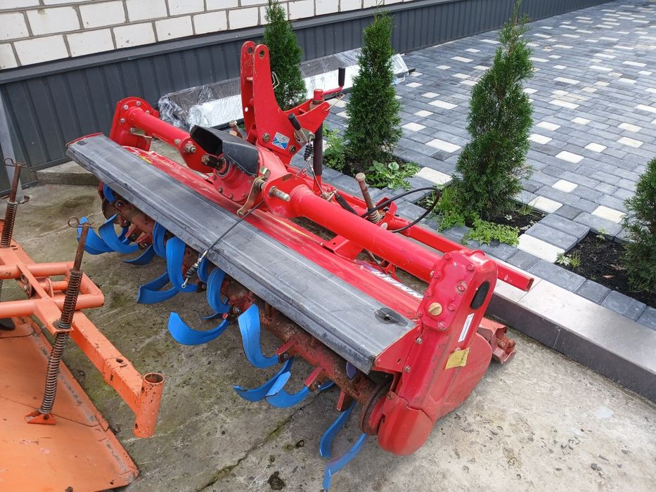 Грунтофреза японська