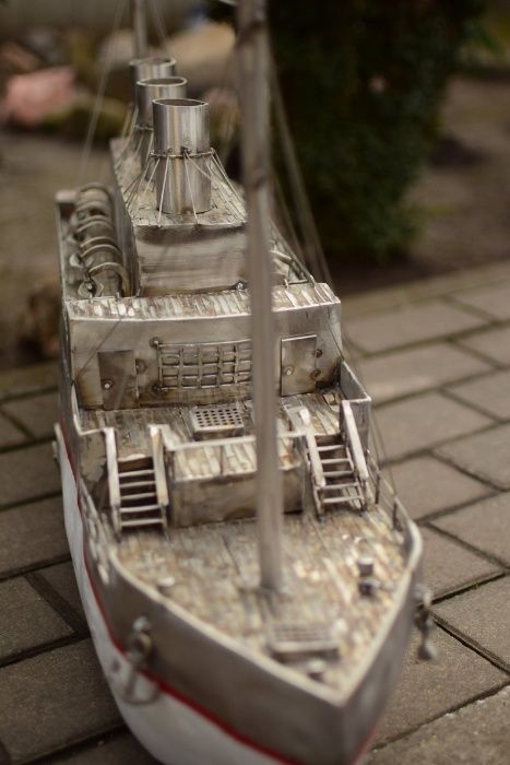 скульптура корабля "Калифорния"из нержавеющей стали ручной работы