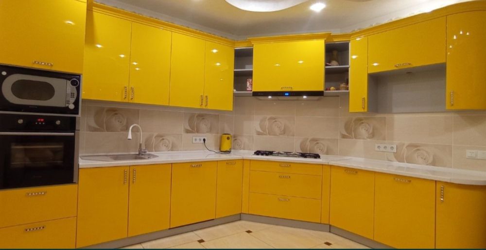 Подобова оренда Гарної квартири в ЦЕНТРІ МіСТА, можна потижнево !!!