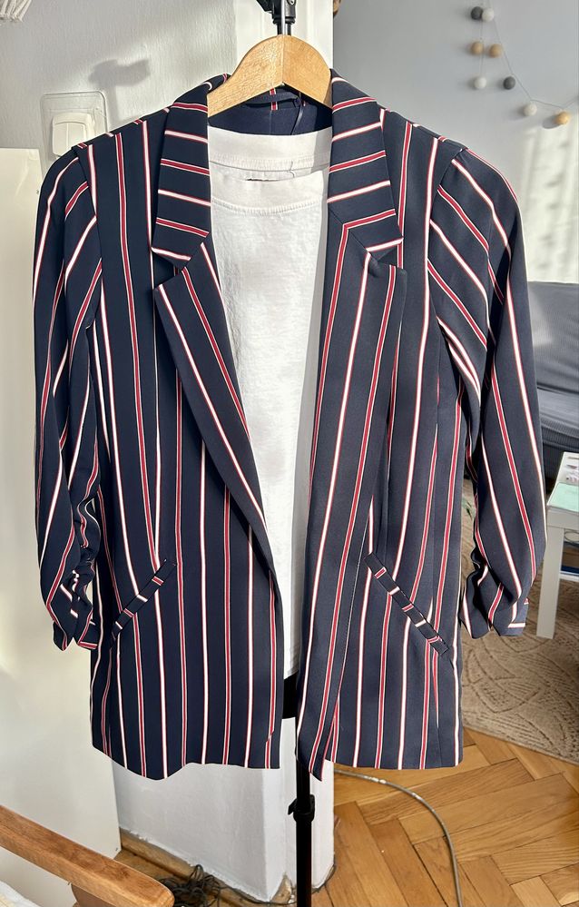 Oryginalna marynarka w paski Pull&Bear