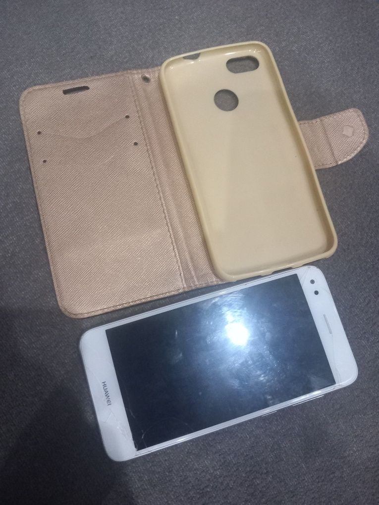 Huawei p9 lite mini + ładowarka i obudowa
