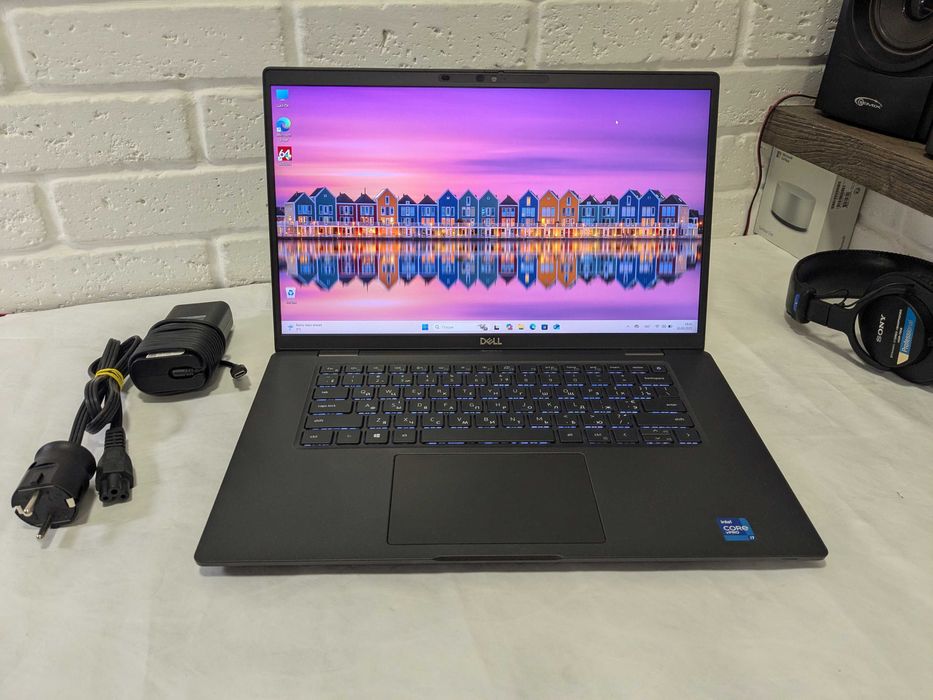Dell Latitude 7520 - 15.6" - Core i7-1185G7/32gb/512gb #403