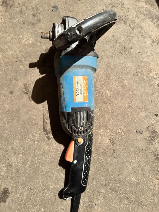 Полірувальна машинка saturn