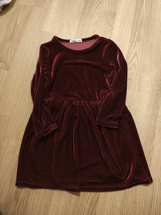 Elegancka sukienka dla dziewczynki