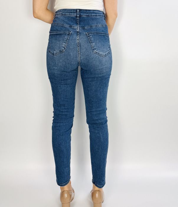 Niebieskie jeansy skinny z wysokim stanem L 40 Savida