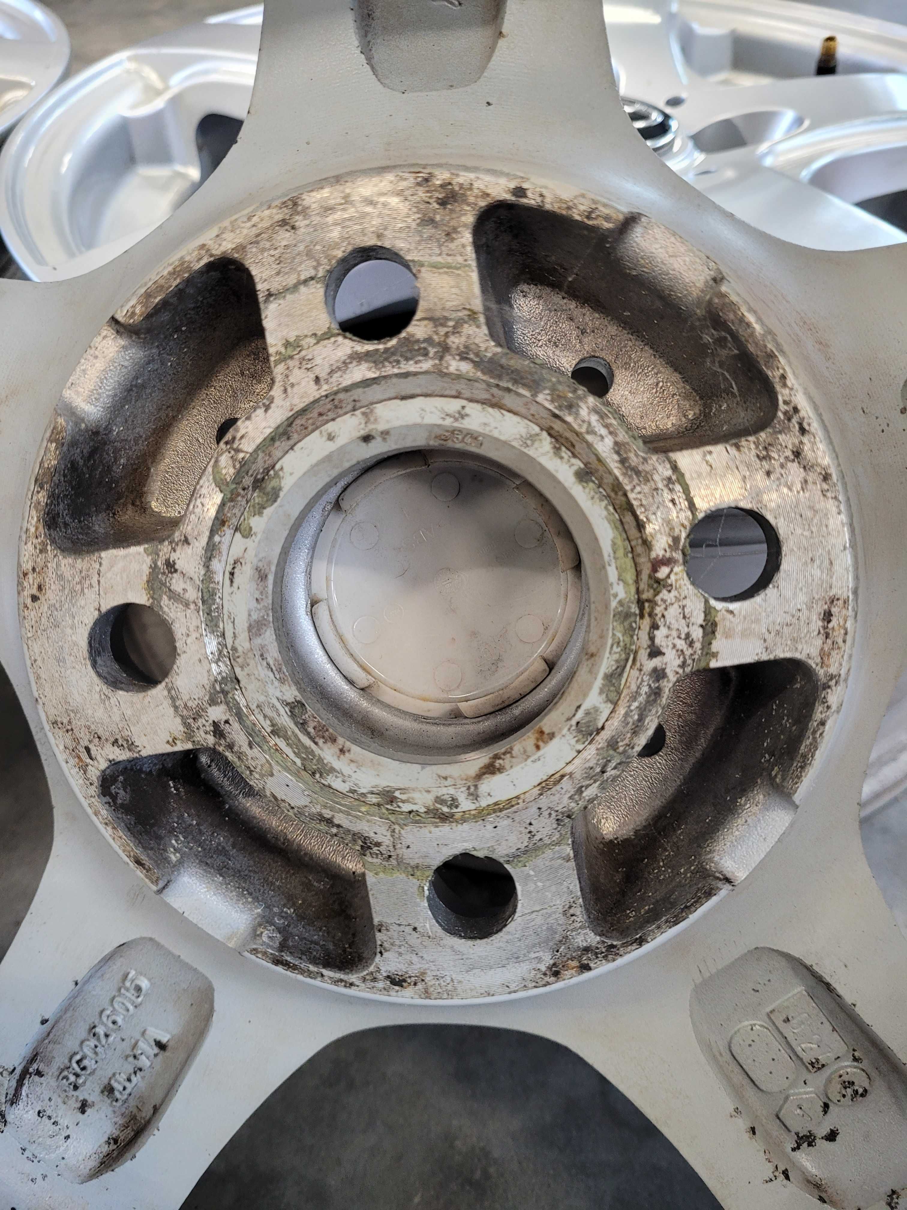 Felgi aluminiowe r 15 toyota 4 x 100