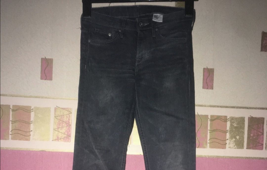 spodnie jeansowe rurki dżinsy zwężane /  H&M  /rozm. 25/32  xs Nowe