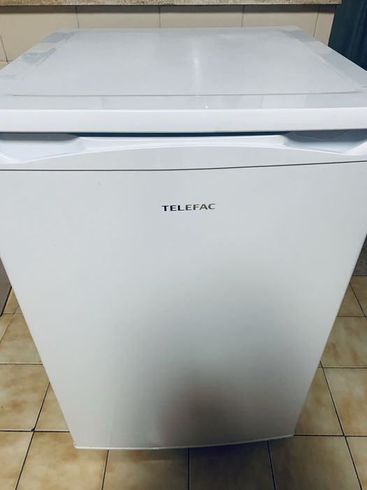 Frigorifico 97Lt, com 2 meses de uso