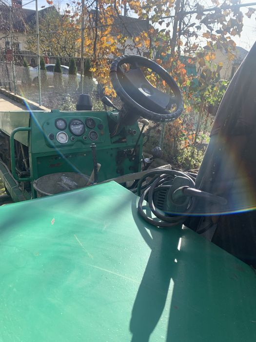 Продам, трактор саморобний , мотор від мерседеса 123 .