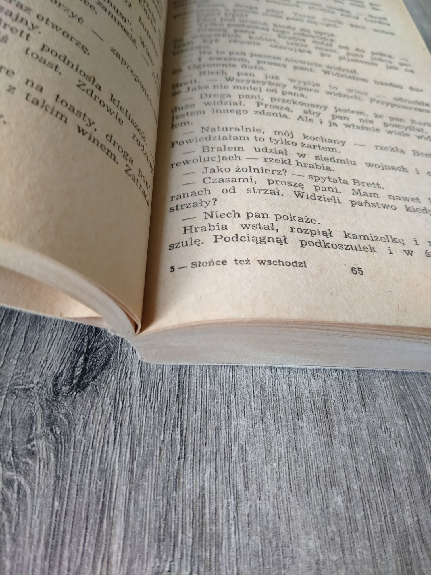 Ernest Hemingway Słońce też wschodzi