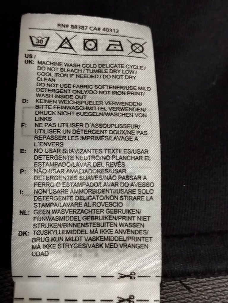Adidas Bluza męska z kapturem made in Cambogia