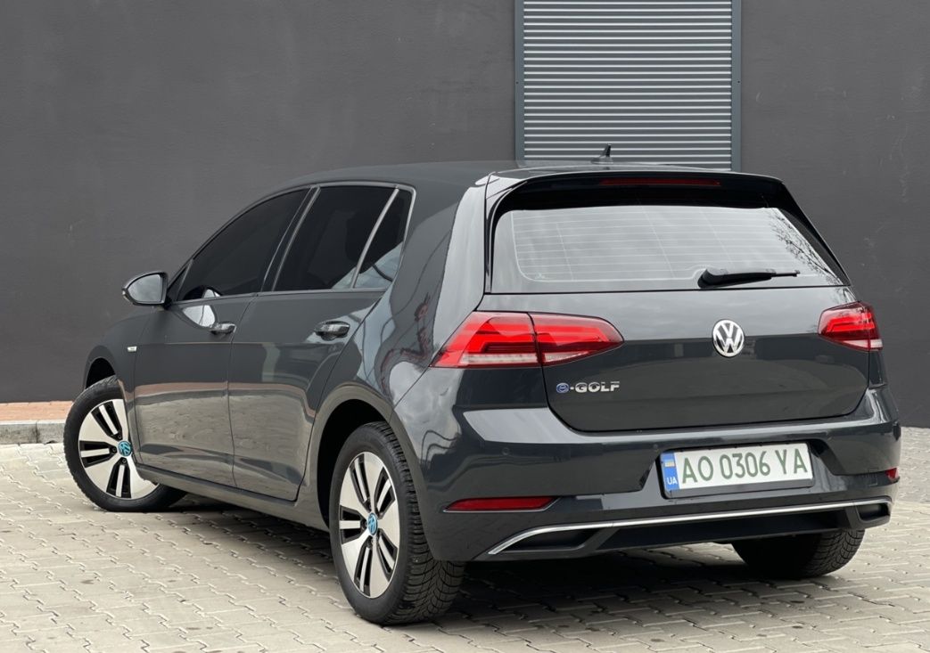 Продам E-Golf 36kw