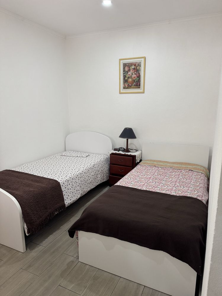 Recheio de casa em excelente estado