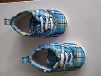 Buty niemowlęce 6-9mcy Primark, r.21
