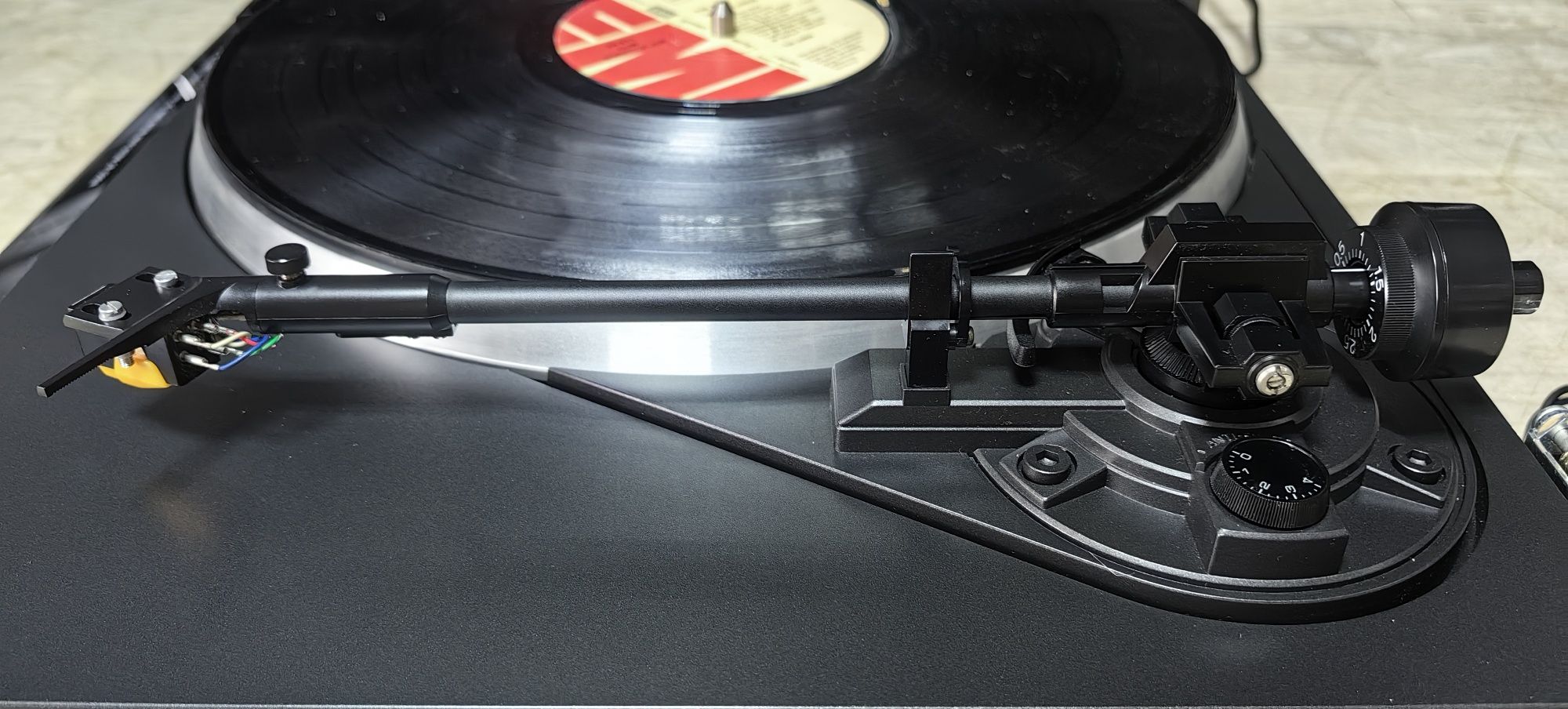 Вініловий програвач Onkyo CP-1200A