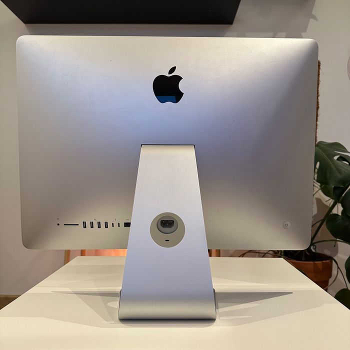iMac 21" 4K 2017 / i5 / Radeon Pro 560 4GB / 8GB / 1,03TB Fusion MacOS