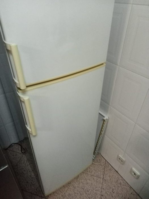 Frigorífico em bom estado