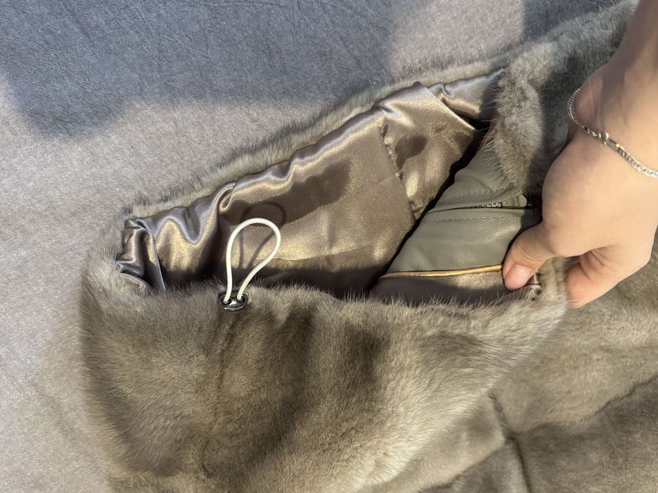 Шуба Норкова, з капюшоном